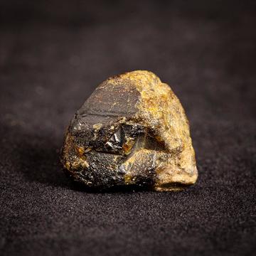 A small piece of Bastnäsite